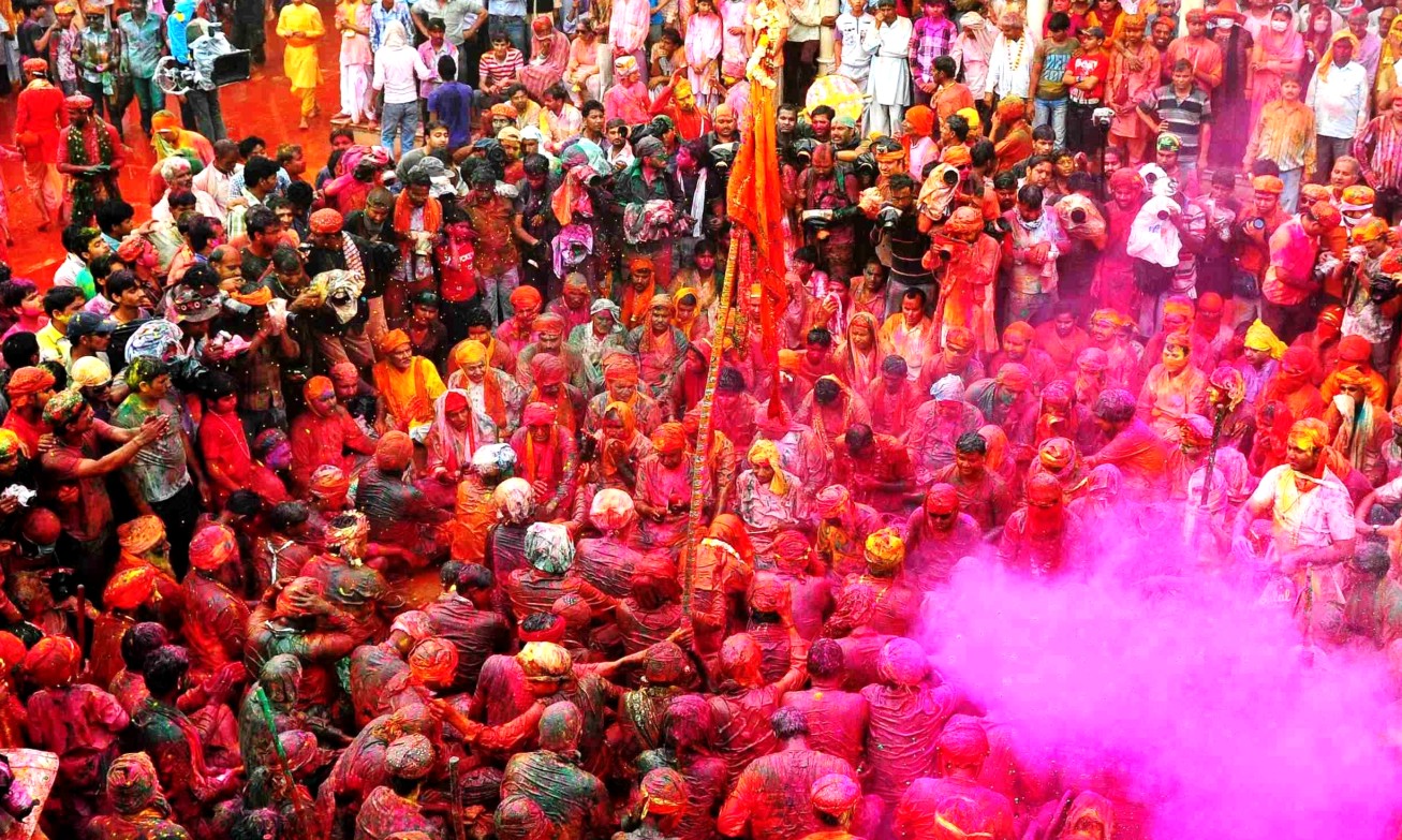 holi 000